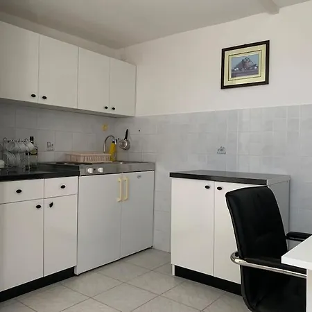 Tena Sa Terasom I Pogledom Na * Kraljevica