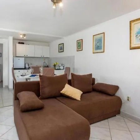 Apartment Tena Sa Vrtom I Pogledom Na Kraljevica